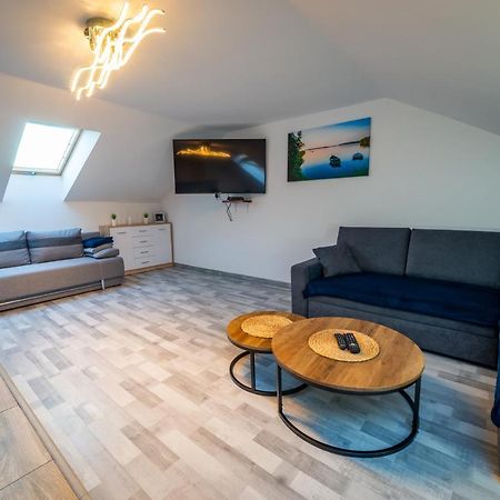 Apartament Nad Jeziorem Mikolajki Ngoại thất bức ảnh